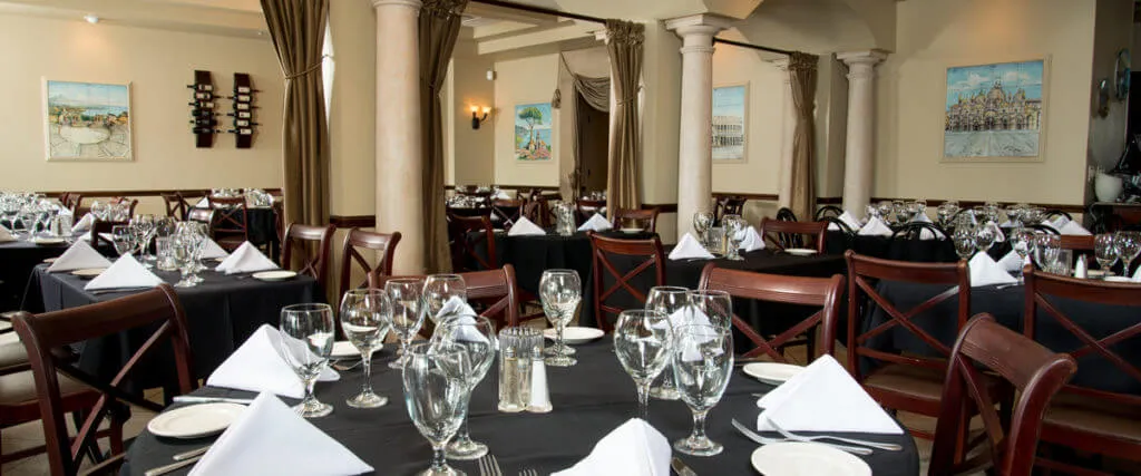 Ciao Italia Ristorante dining room near Aquatica Orlando
